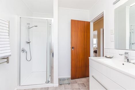 Photo of property in 20 Forth Place, Papakowhai, Porirua, 5024