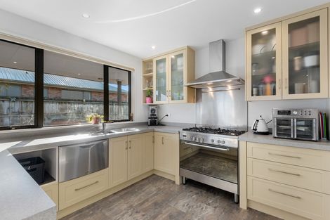 Photo of property in 1 White Hart Lane, Mosgiel, 9024