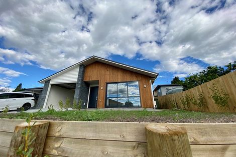 Photo of property in 7u1 Corrin Street, Melville, Hamilton, 3206