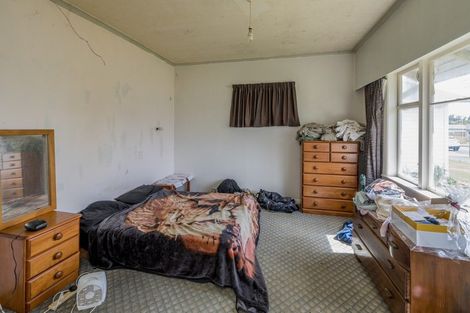Photo of property in 16 Wilton Street, Levin, 5510
