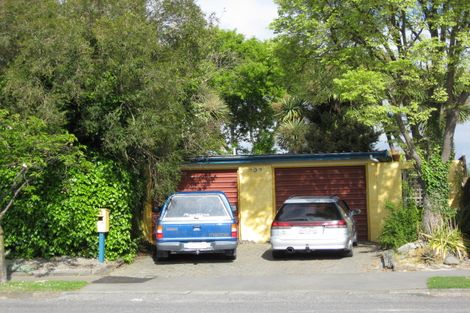 Photo of property in 12 Fraser Place, Rangiora, 7400