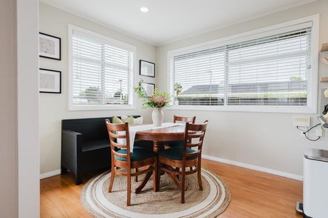 Photo of property in 59 Sandwich Road, St Andrews, Hamilton, 3200