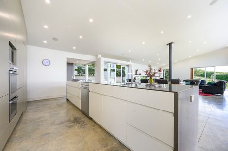 Photo of property in 17 Oram Drive, Turitea, Palmerston North, 4472