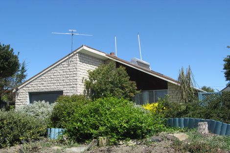 Photo of property in 5 Gibbs Drive, Woodend, 7610