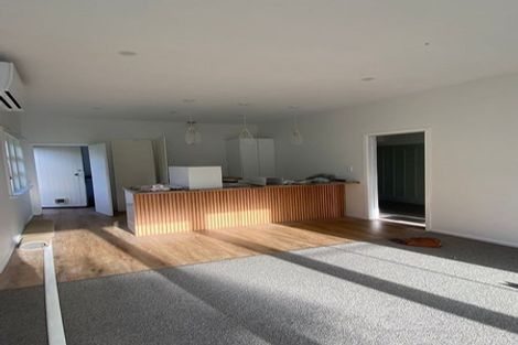 Photo of property in 9 Martin Avenue, Beckenham, Christchurch, 8023