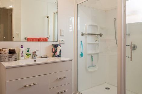 Photo of property in 2/77 Goulstone Road, Whakatane, 3120