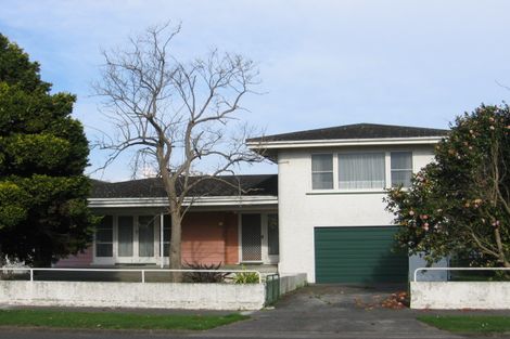 Photo of property in 42 College Street, Awapuni, Palmerston North, 4412