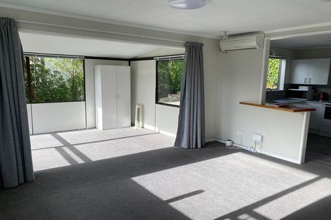 Photo of property in 12 Harland Street, Brooklyn, Wellington, 6021