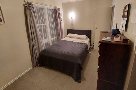 Photo of property in 28 The Quarterdeck, Whitby, Porirua, 5024