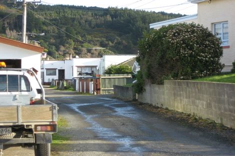 Photo of property in 246e Marine Parade, Bluff, 9814