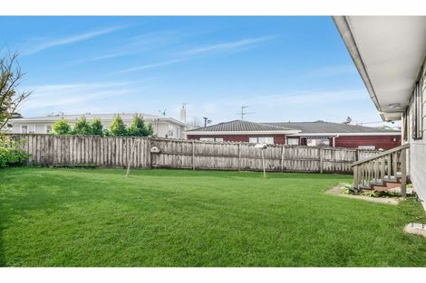 Photo of property in 1/1 Meadowvale Avenue, Forrest Hill, Auckland, 0620