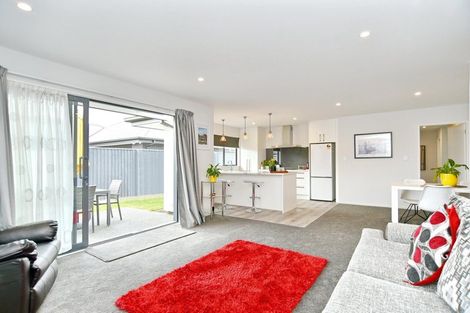 Photo of property in 20 Tara Crescent, Woodend, 7610
