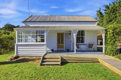 Photo of property in 4 Queen Street, Doyleston, 7682