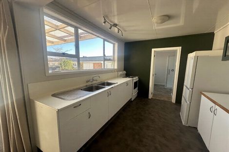 Photo of property in 52 Bathgate Street, South Dunedin, Dunedin, 9012