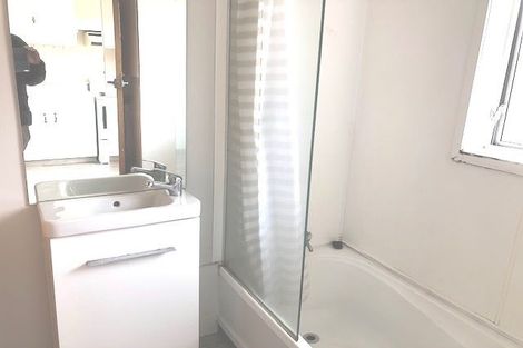 Photo of property in 10/79 Glendale Road, Glen Eden, Auckland, 0602