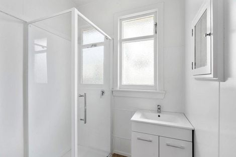 Photo of property in 142 Carlyle Street, Napier South, Napier, 4110