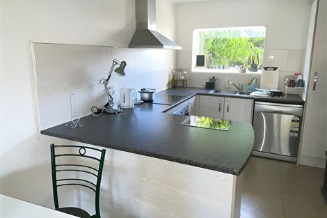 Photo of property in 25b Challen Close, Conifer Grove, Takanini, 2112