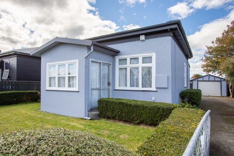 Photo of property in 10 Seddon Street, Dannevirke, 4930