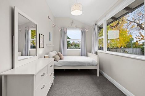 Photo of property in 3 Moeller Street, Taradale, Napier, 4112