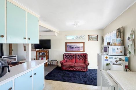 Photo of property in 1 Otanga Street, Dannevirke, 4930