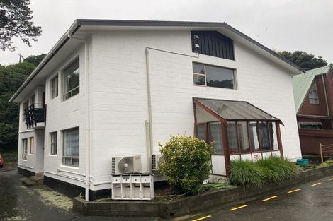Photo of property in 8 Melrose Crescent, Melrose, Wellington, 6023