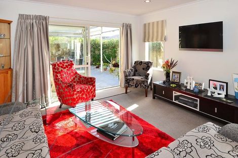 Photo of property in 44 Hatton Road, Orewa, 0931