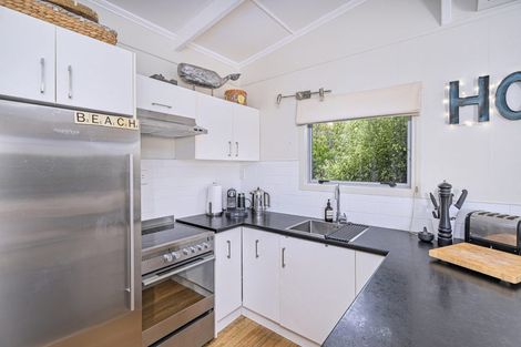 Photo of property in 55 Hornsea Road, Tairua, 3508