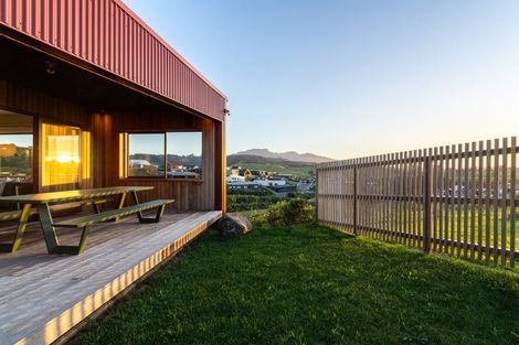 Photo of property in 50 Rangitahi Road, Raglan, 3225