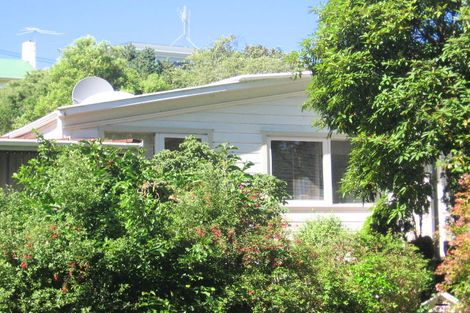 Photo of property in 6 Sydenham Street, Northland, Wellington, 6012