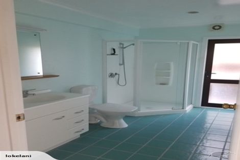 Photo of property in 12 Kaitake Place, Oakura, 4314