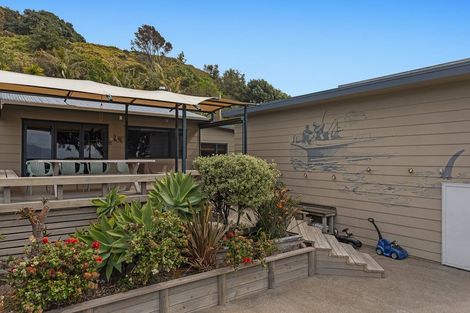Photo of property in 21 Orete Point Road, Waihau Bay, Te Kaha, 3199
