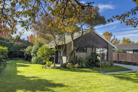 Photo of property in 76 Solomon Avenue, Redwood, Christchurch, 8051