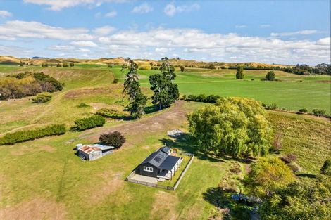 Photo of property in 10 Charlton Road, Te Awanga, 4102