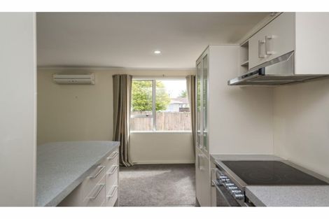 Photo of property in 2 Magenta Place, Dinsdale, Hamilton, 3204