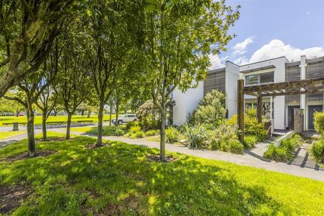 Photo of property in 37 The Track, Takanini, 2112