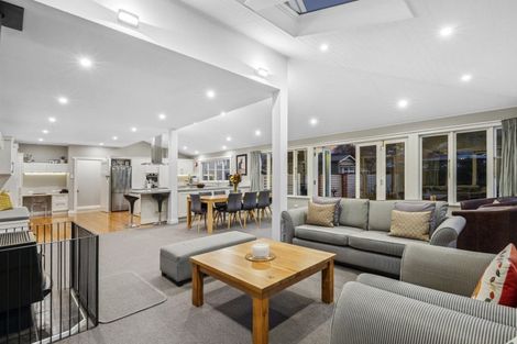 Photo of property in 370 Bay View Road, Saint Clair, Dunedin, 9012