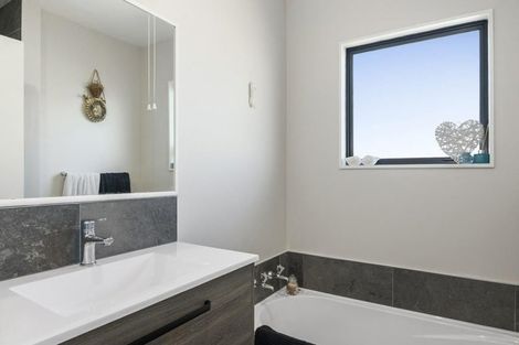 Photo of property in 12 Monahan Street, Motueka, 7120