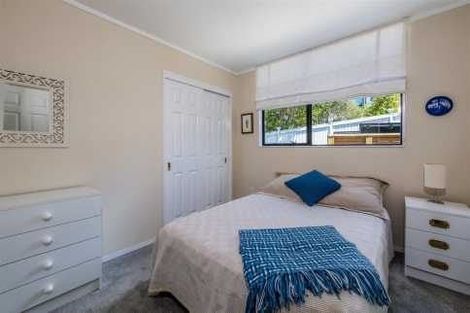 Photo of property in 103 Aberdeen Road, Castor Bay, Auckland, 0620