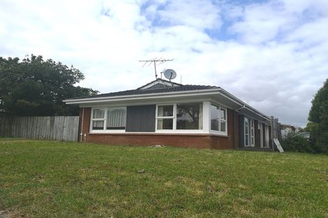 Photo of property in 1/2 Yacht Place, Bucklands Beach, Auckland, 2012