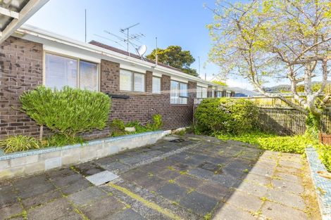 Photo of property in 2f2- Benzie Avenue, Elderslea, Upper Hutt, 5018