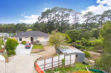 Photo of property in 12 Crystal Avenue, Glendene, Auckland, 0602