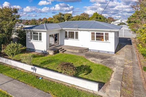 Photo of property in 12 Ward Street, Aramoho, Whanganui, 4500