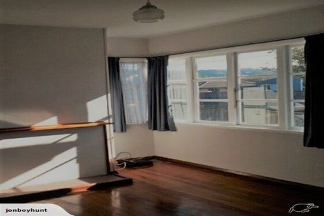 Photo of property in 35 Cumnor Terrace, Woolston, Christchurch, 8023