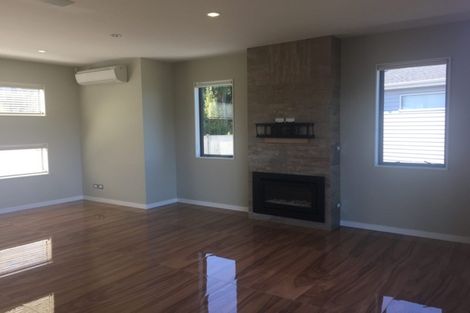 Photo of property in 26 Remuremu Street, Long Bay, Auckland, 0630