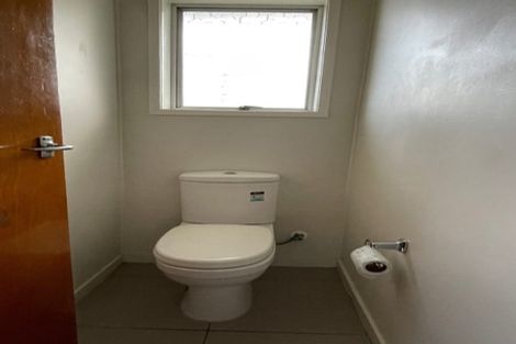 Photo of property in 3 Fortunes Road, Half Moon Bay, Auckland, 2012