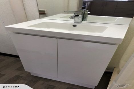 Photo of property in 18 Southern Cross Crescent, Island Bay, Wellington, 6023