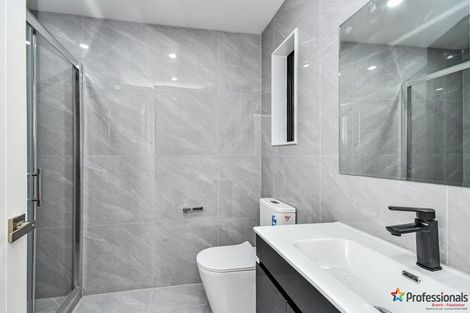 Photo of property in 4a Romney Place, Manurewa, Auckland, 2102