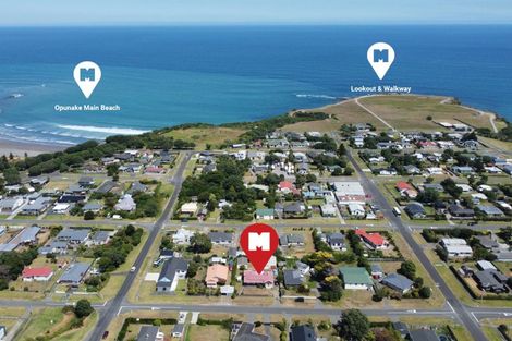 Photo of property in 68 Domett Street, Opunake, 4616