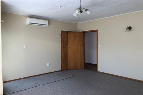 Photo of property in 210a/2 Grove Road, Mayfair, Hastings, 4122