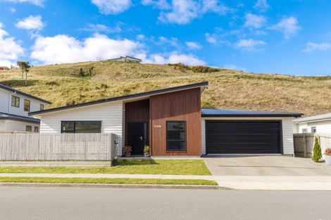 Photo of property in 46 Rochdale Drive, Churton Park, Wellington, 6037